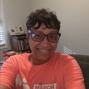 Meet your Posher, Monica